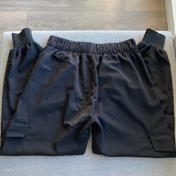 Army style Zara black pants in size xs. - Picture 2 of 3